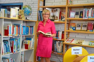 Leiterin Priska Dürr ist überzeugt vom neuen Konzept der Ringsheimer Bücherei. Foto: Gemeinde Ringsheim Foto: Lahrer Zeitung