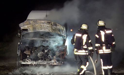 Geht die Brandserie weiter? Heute brannte ein Mercedes-Sprinter. Foto: Künstle
