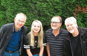 Gruppenbild der Band um Anton Meier, Miriam Göppert, Gerd Brückner und Ossy Fahrner