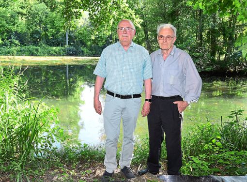 Sie haben sich für die Entschlammung des Hohbergsees engagiert: Walter Caroli (links) und Udo Baum. Foto: Wendling Foto: Lahrer Zeitung