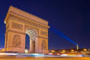 Ein Tag in Paris: Wie wäre es mit einem Abstecher zum Triumphbogen? Foto: Archiv
