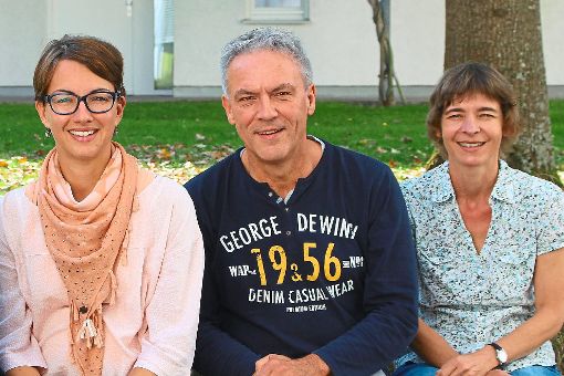 Stefanie Brüschke (von links), Gerhard Schrempp und Constanze Blank hoffen auf eine ähnlich gute Resonanz bei den Benefizessen wie in den vergangenen Jahren.   Foto: Schrempp