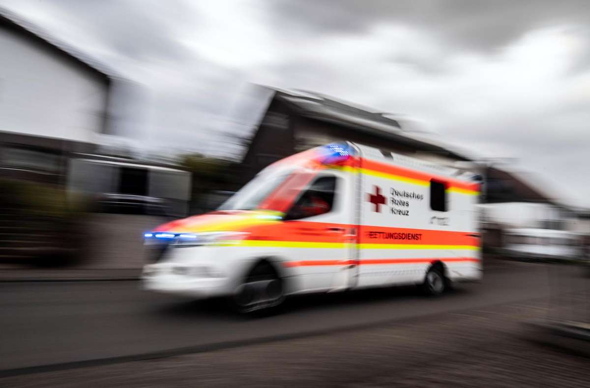 Ein 69-jähriger Mann ist mit seinem Pedelec in ein Auto bei Oberschopfheim gefahren und hat sich dabei schwer verletzt. Quelle: Unbekannt