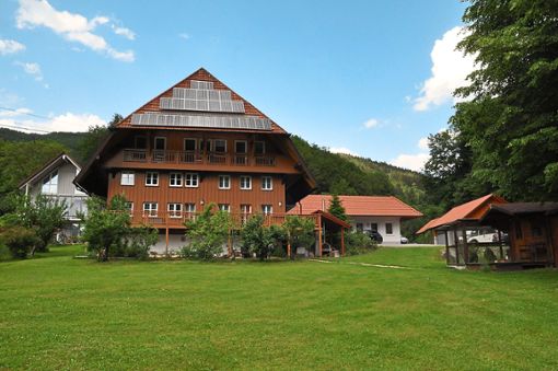Der Hauptsitz der Firma QS Grimm ist im Gutacher Ramsbachtal. Foto: Kornfeld Foto: Schwarzwälder Bote