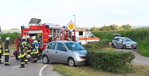Ein Unfall hatte sich am Dienstagabend beim Pendlerparkplatz Allmannsweier ereignet. Beide beteiligten Autofahrer wurden hierbei verletzt. Foto: Kamera24