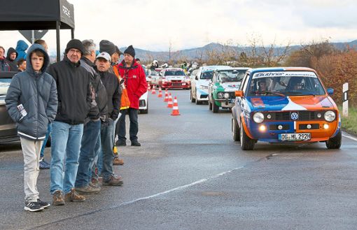 Bei der Ried-Rallye haben die Zuschauer Gelegenheit, die Autos aus der Nähe zu sehen – hier beim Rennen vor zwei Jahren. Foto: Archiv: Heck
