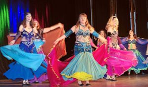Die Tänzerinnen zeigten bei der Show im Bürgerhaus ihr Können.  Foto: Kiryakova