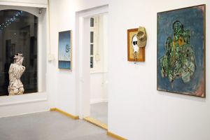 Ein Blick in die  neue Ausstellung des Vereins L’Art pour Lahr. Besucher sind in der Galerie nicht zu sehen – das verbietet die Corona-Verordnung.  Foto: Weißenberger