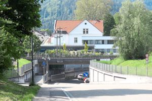 Mit der Unterführung im Mühlegrün besteht  eine Möglichkeit zur Anbindung und Einfahrt nach Haslach.  Foto: Störr Foto: Schwarzwälder Bote