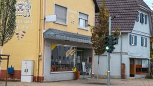 Großfahndung in Grafenhausen: Bewaffneter Überfall auf Bäckerei