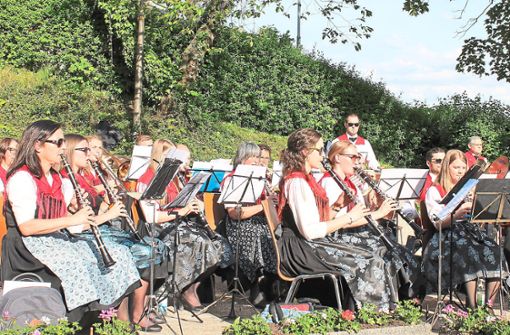 Die Fischerbacher Musiker zeigten ein abwechslungsreiches Programm. Foto: Störr