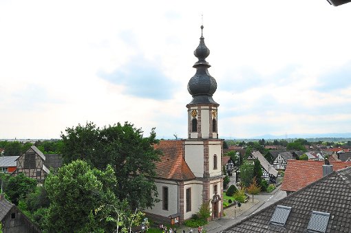 Heiliger Bimbam: Im Turm der evangelischen Kirche ist noch Platz für eine vierte Glocke. Foto: Archiv Foto: Lahrer Zeitung