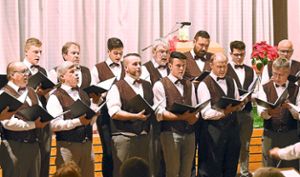 Die Kippenheimer Sänger begeisterten mit einem abwechslungsreichen Programm die Zuhörer in der Festhalle. Fotos: Künstle Foto: Lahrer Zeitung