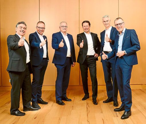 Freuen sich  über die Banken-Fusion  (von links): Markus Dauber, Joachim Straub, Daniel Hirt, Andreas Herz und Clemens Fritz. Foto: Volksbank Foto: Lahrer Zeitung