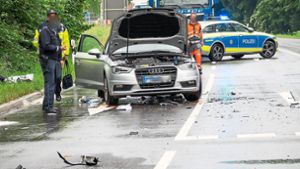 Frau stirbt bei Verkehrsunfall: Auto kracht in Kehl auf Lastwagen