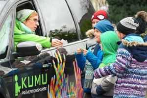 Auch das Auto von Katrin Kupferschmidt kam beim Rollenspiel mit den Kindern zum Einsatz. Foto: Ullrich Foto: Lahrer Zeitung
